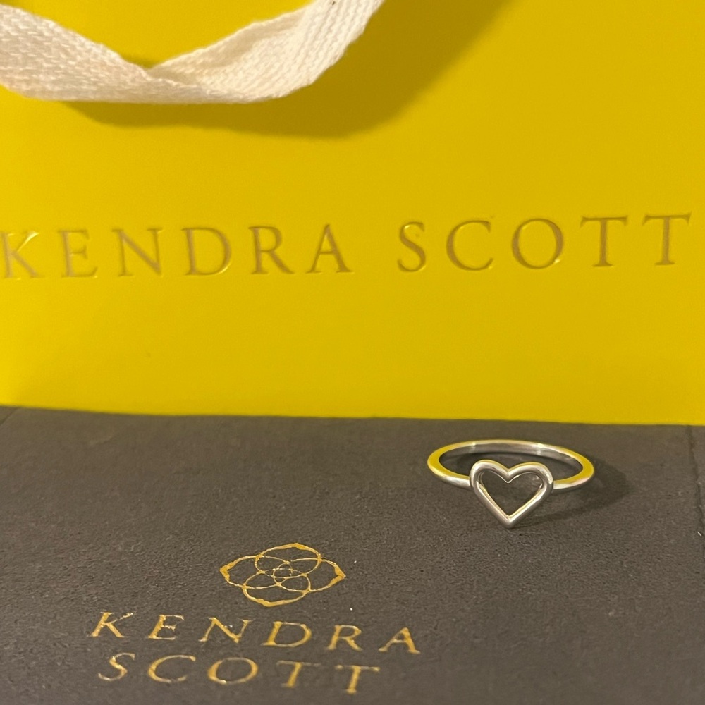 Kendra Scott Rare Sterling Silver Ring- Size 6